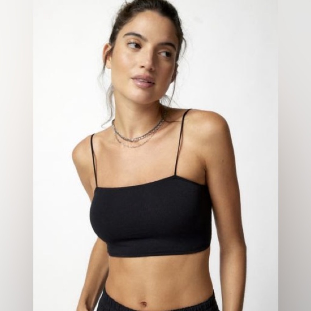 Urban Outfitters Out From Under Riley Seamless Low-Back Cropped Top
